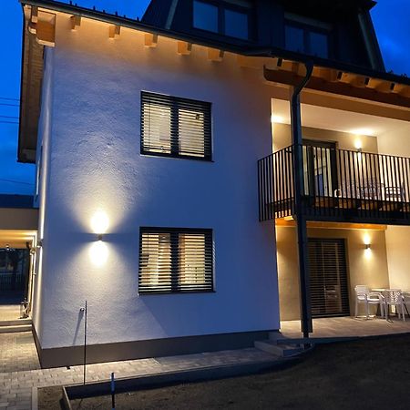Lake & Town Apartments Klagenfurt Klagenfurt am Woerthersee Buitenkant foto