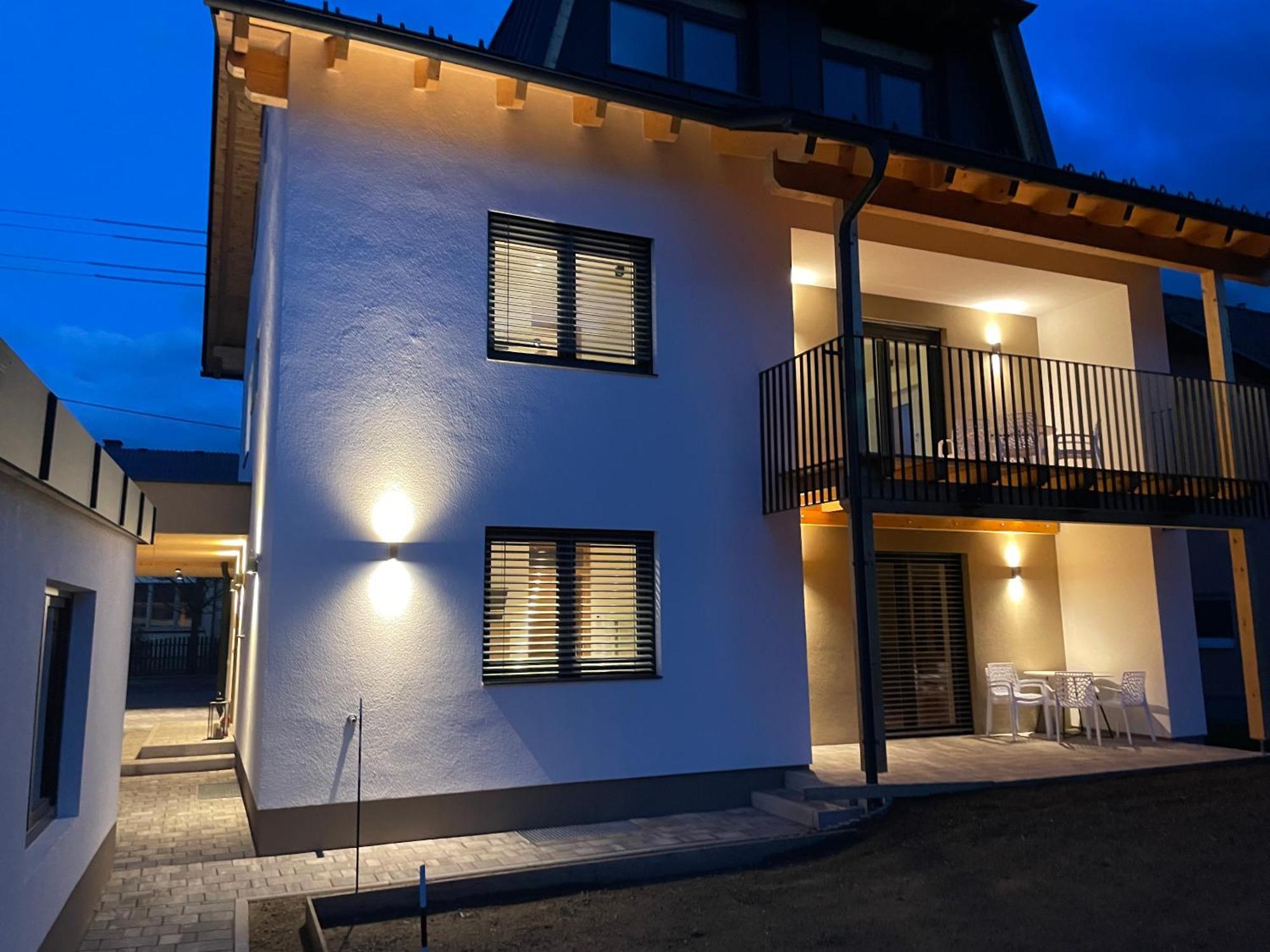 Lake & Town Apartments Klagenfurt Klagenfurt am Woerthersee Buitenkant foto